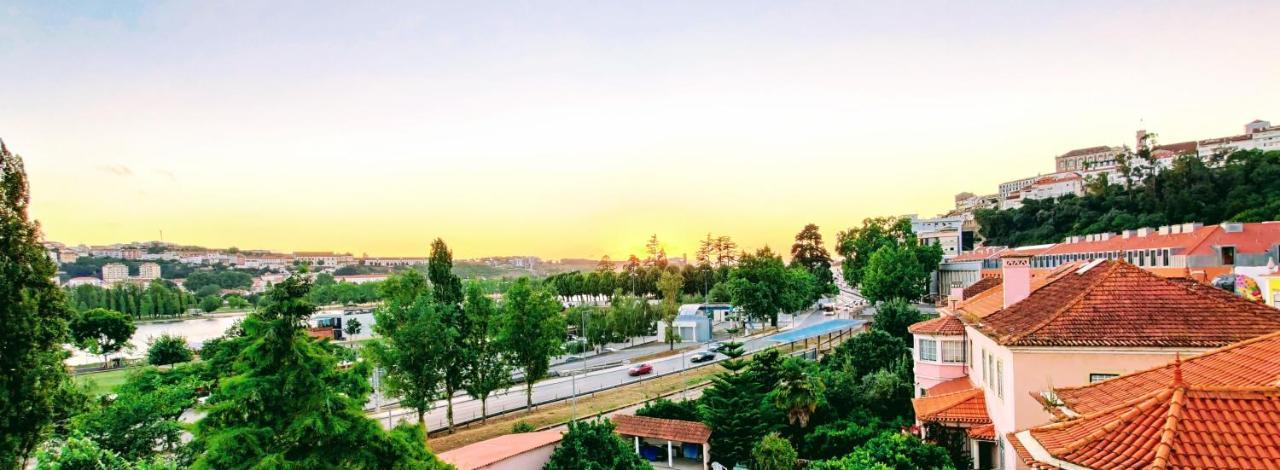 Stylish And Elegant Studio - Best View And Location In Coimbra Downton Экстерьер фото