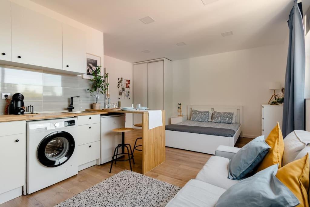 Stylish And Elegant Studio - Best View And Location In Coimbra Downton Экстерьер фото